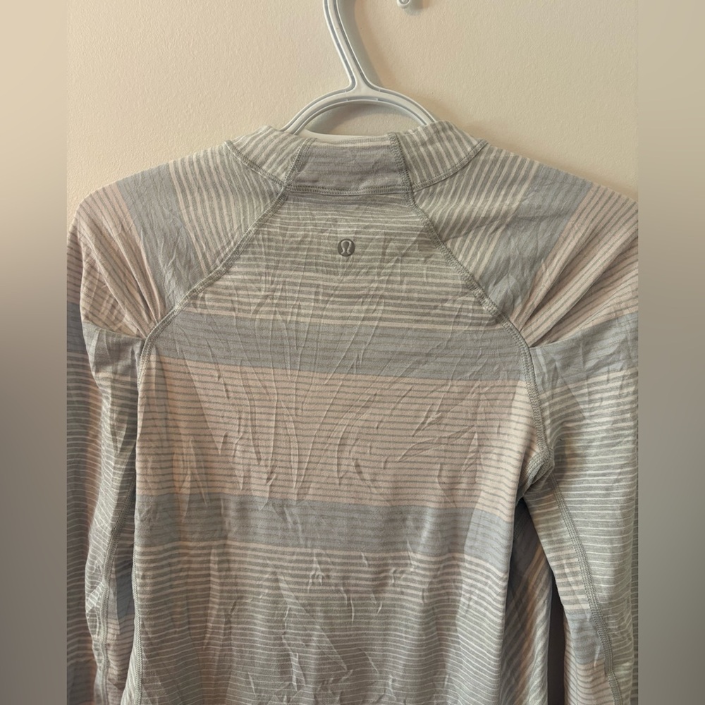 Lululemon Think Fast Long Sleeve Size 6 - Picture 6 of 10
